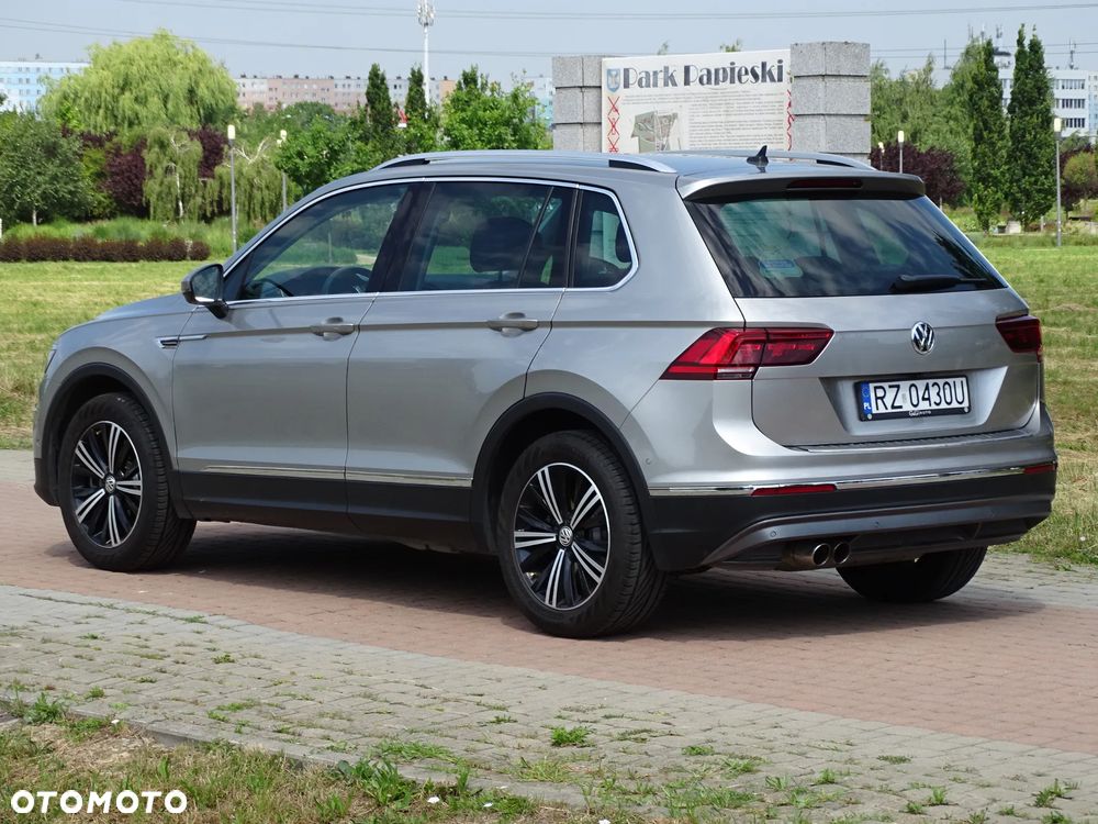 Volkswagen Tiguan - 12