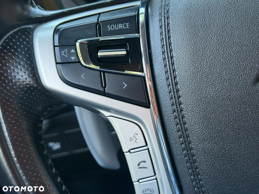 Mitsubishi Outlander Intense + - 17