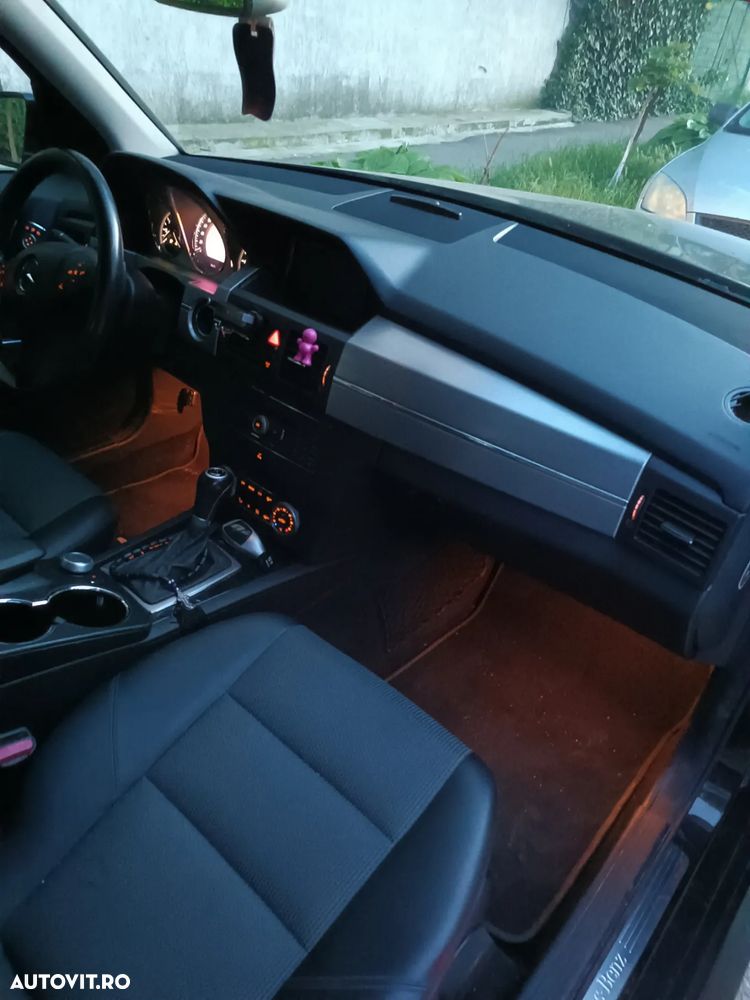 Mercedes-Benz GLK - 1