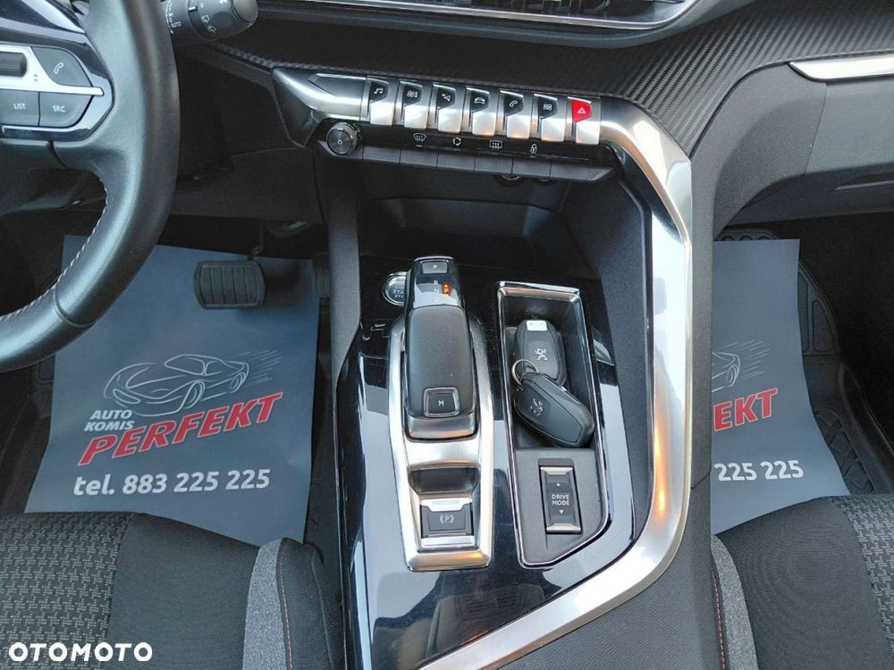 Peugeot 3008 - 18