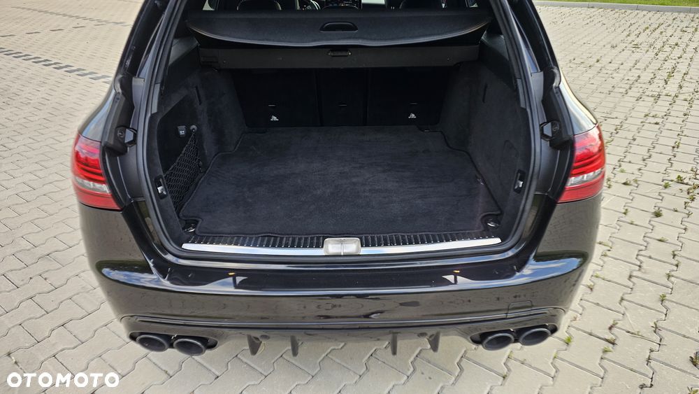 Mercedes-Benz Klasa C AMG 43 4Matic T AMG TCT 9G - 12