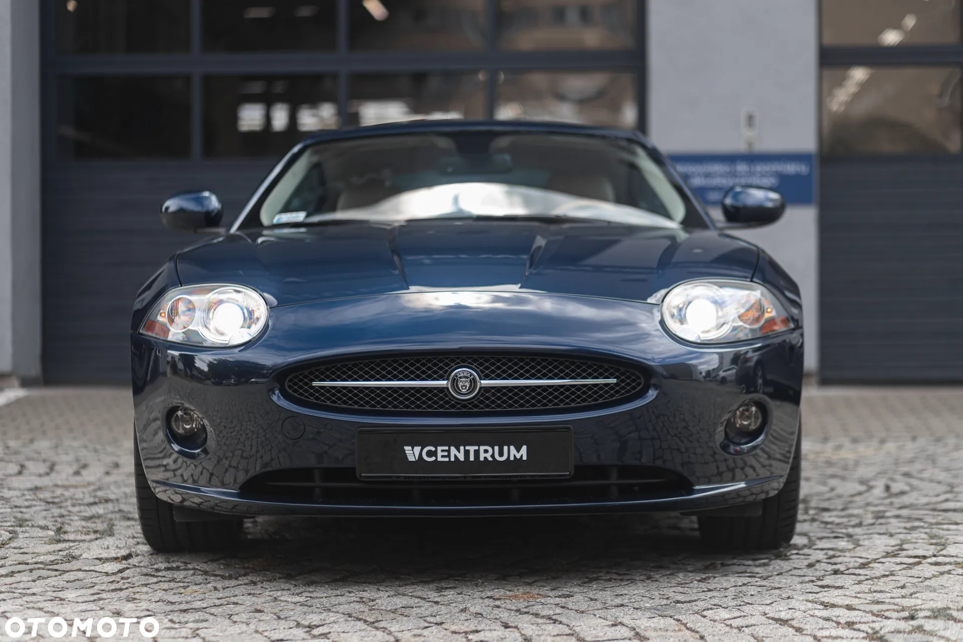 Jaguar XK 4.2 V8 - 6