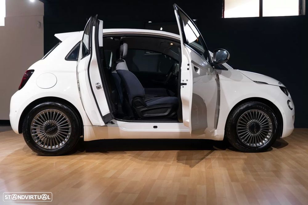 Fiat 500E 2021 photo 4