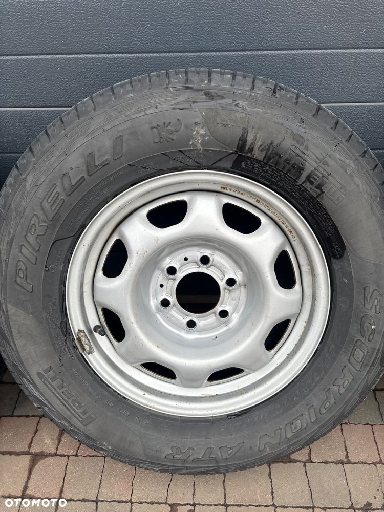 Felgi z Oponami Ford F150 6x135 265/70/17 22r 7.5Jx17 - 5