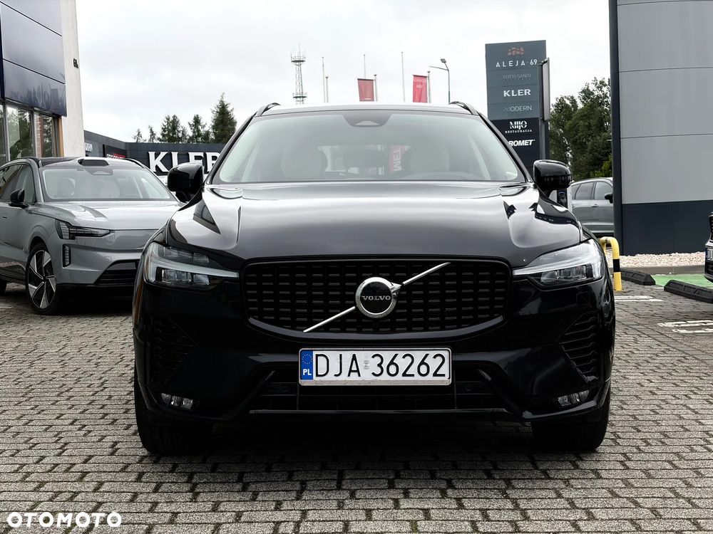 Volvo XC 60 B4 D AWD Plus Dark - 5