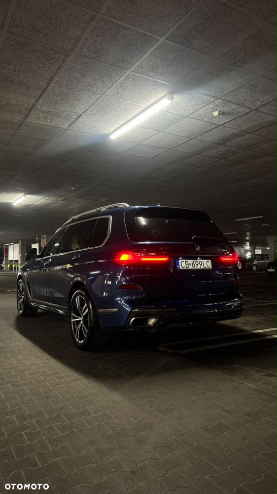 BMW X7 - 33