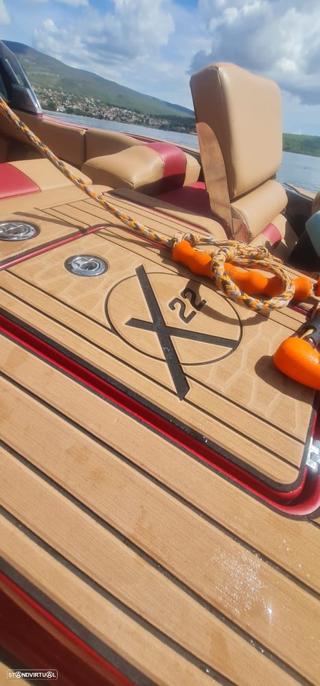 Mastercraft X22 - 8