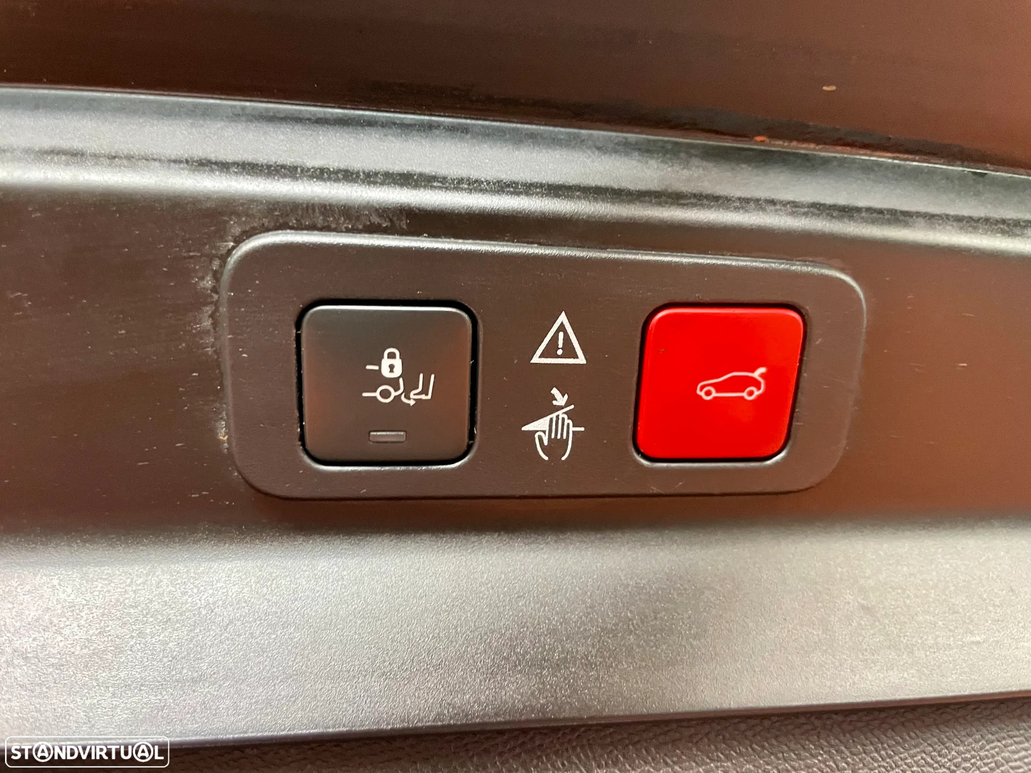 Peugeot 5008 1.6 BlueHDi Allure EAT6 J18 - 31