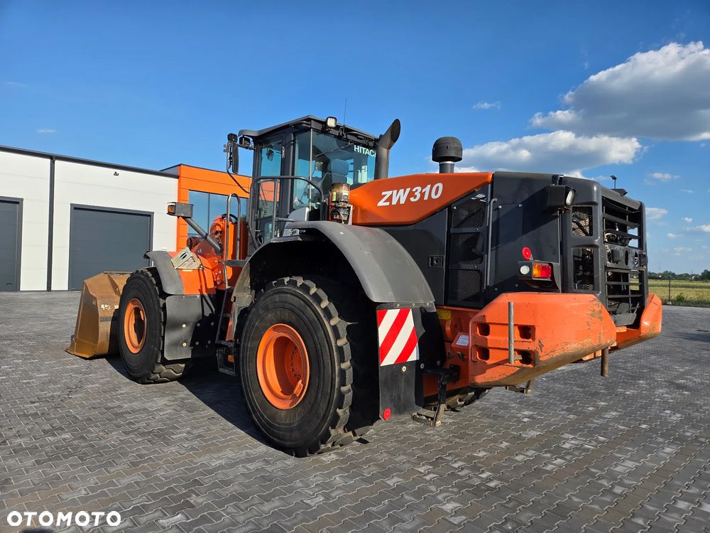 Hitachi ZW 310 / z Niemiec / stan idealny / - 5