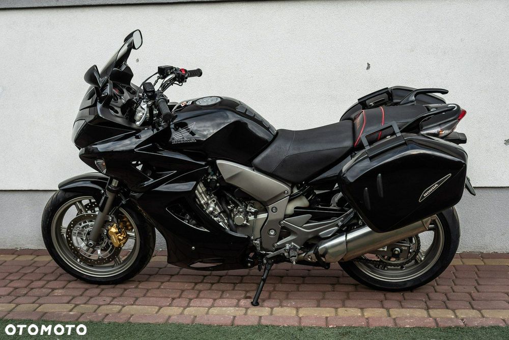 Honda CBF - 6