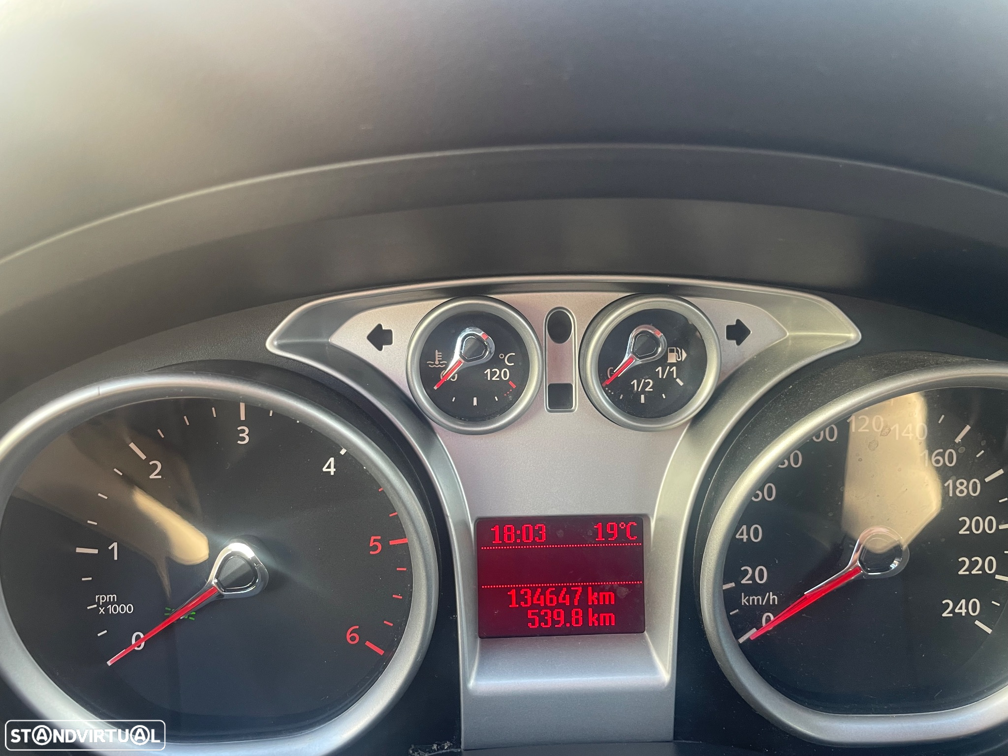 Ford Focus 1.6 TDCi Titanium - 13