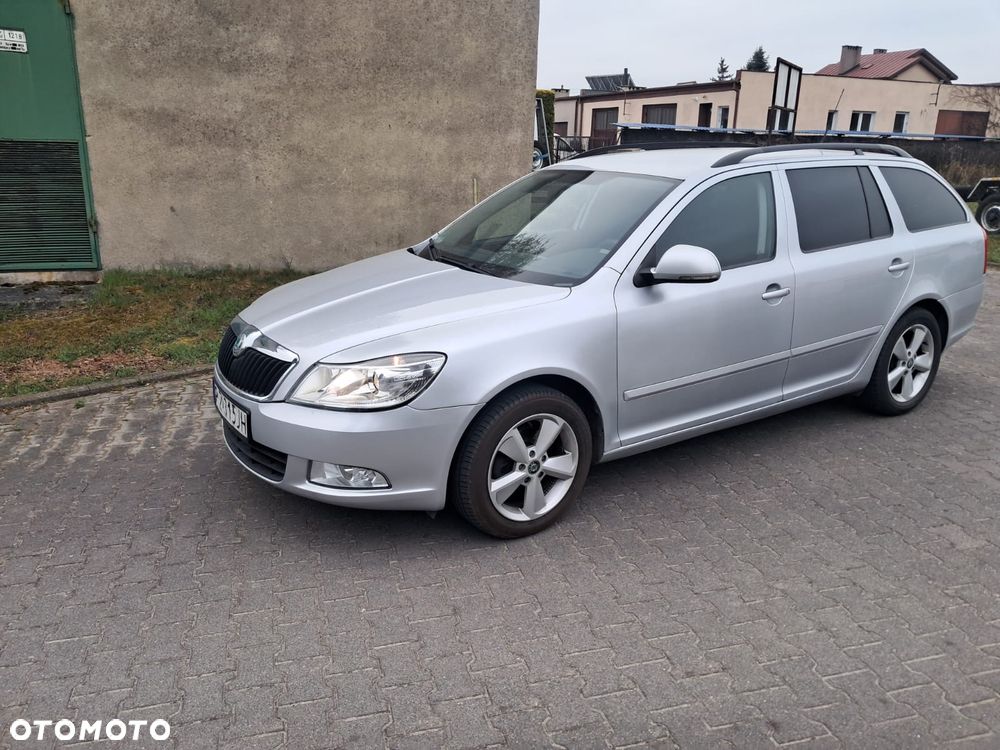 Skoda Octavia 1.8 TSI IMPULS EDITION - 8