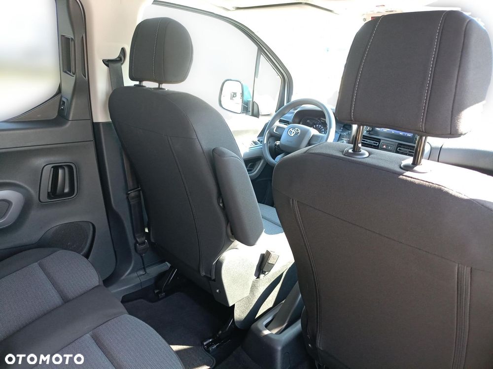 Toyota Proace City Verso 1.5 D-4D Business - 10