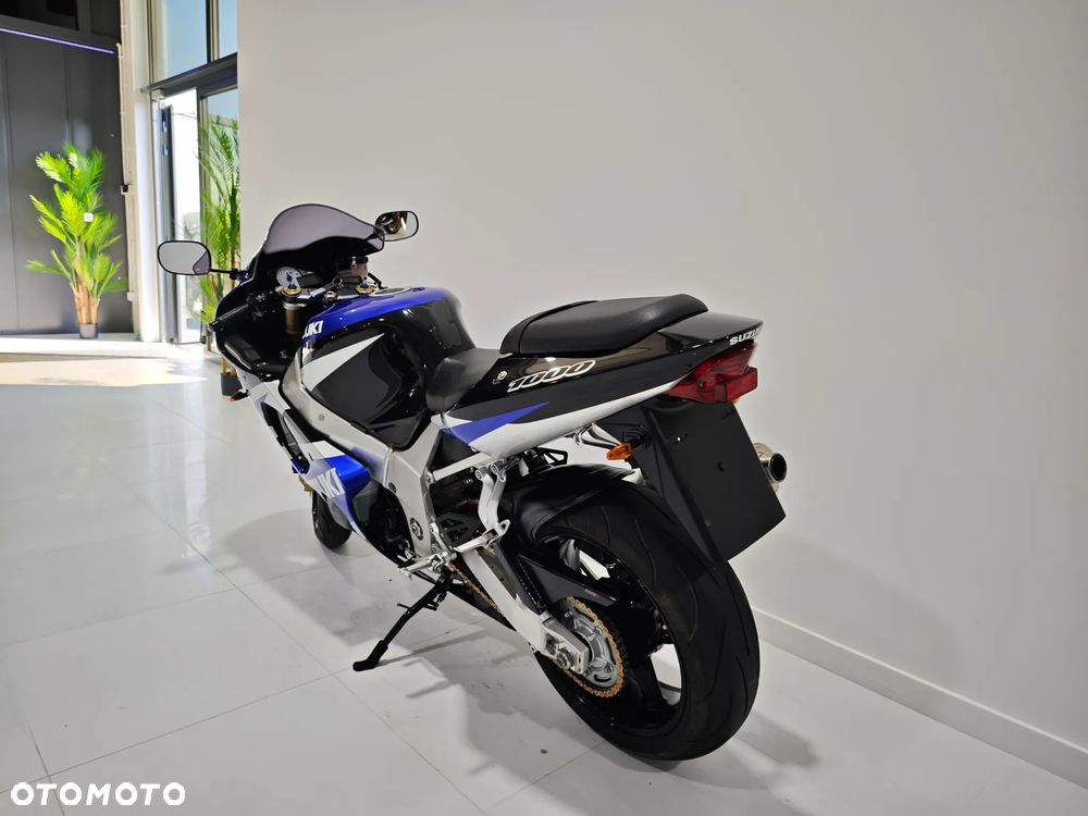 Suzuki GSX-R - 32
