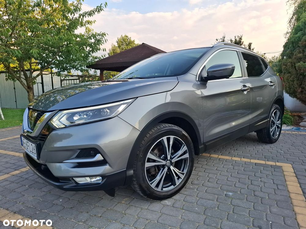 Nissan Qashqai 1.2 DIG-T N-Connecta - 1
