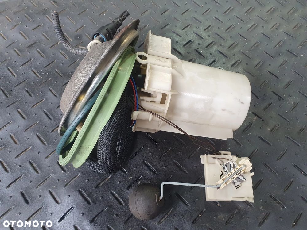 POMPA PALIWA OPEL CORSA C 9227844 1.2 16V POSIADAM 4 SZT - 4