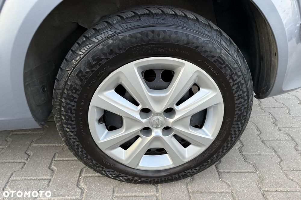 Opel Astra 1.4 NJoy - 33