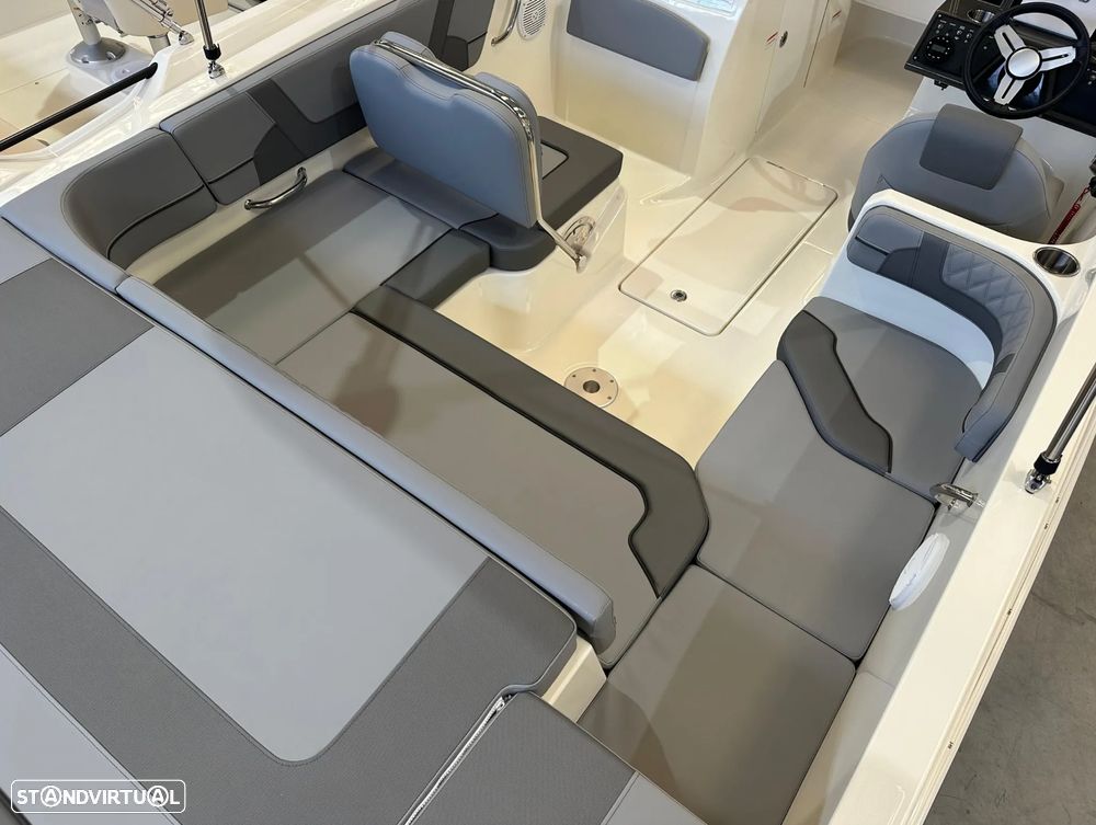 Bayliner VR6 OB - 14