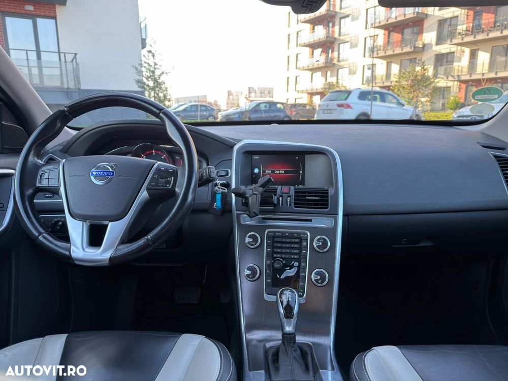 Volvo XC 60 D4 Geartronic Ocean Race - 15