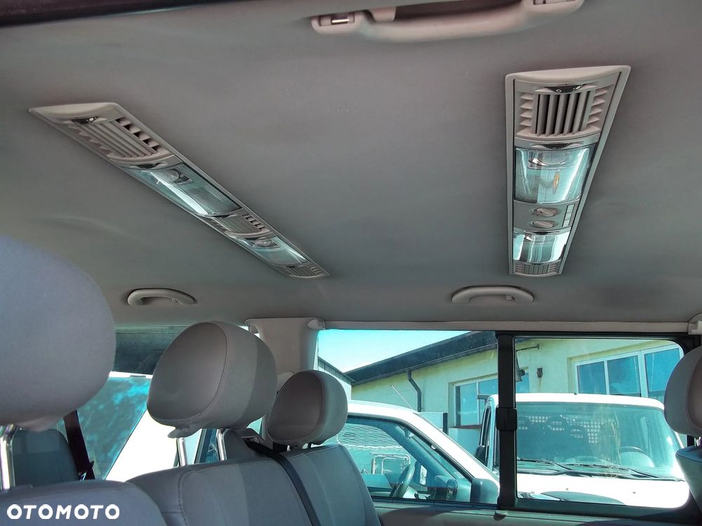 Volkswagen Caravelle L1 - 5