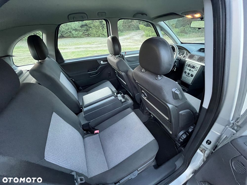 Opel Meriva - 8