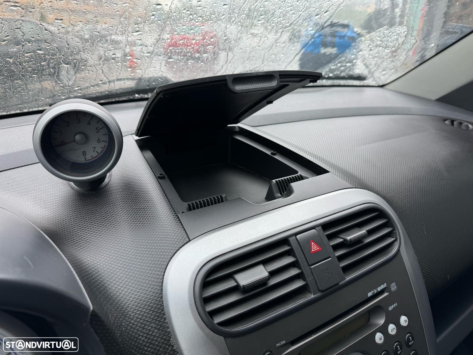 Suzuki Splash 1.0 GLS - 26