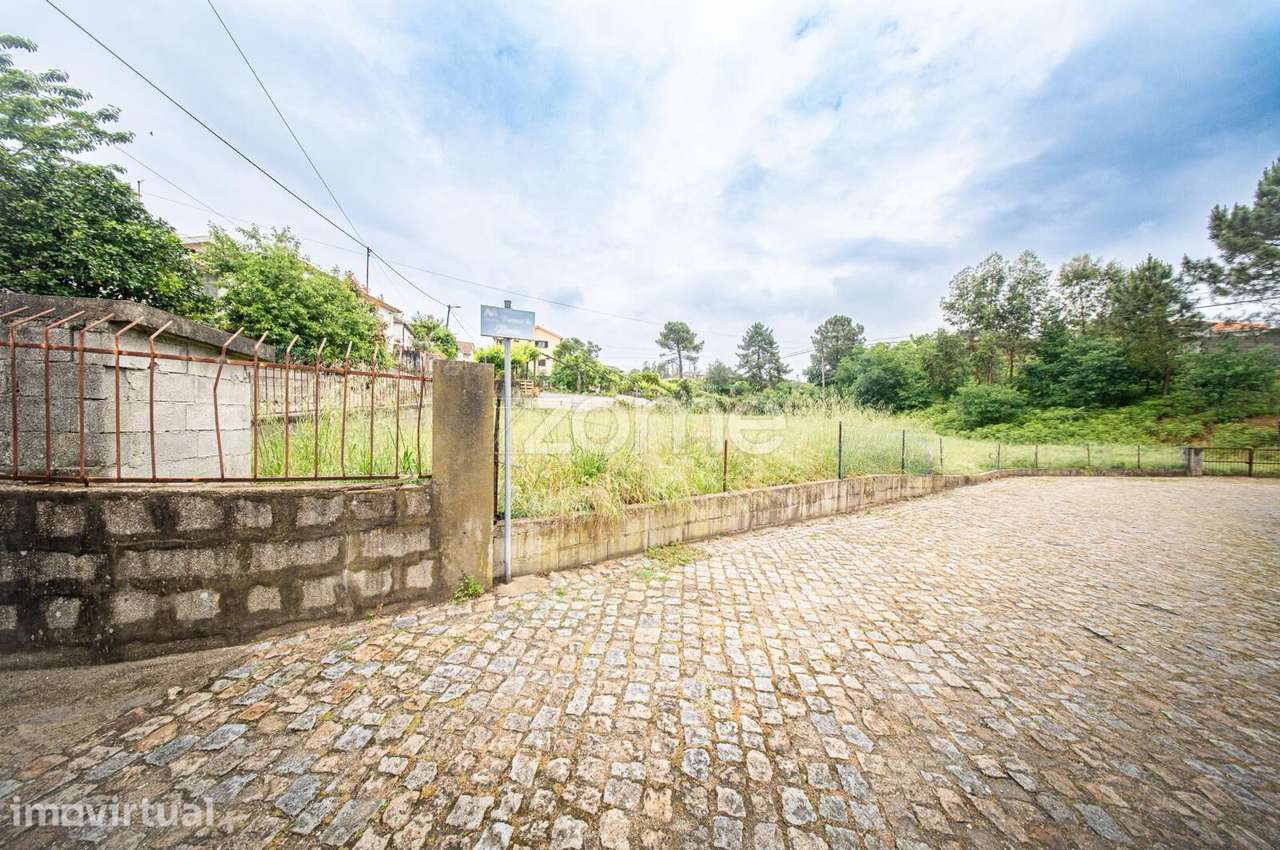 TERRENO COM POTENCIAL PARA CONSTRUÇÂO DE MORADIAS – MANCELOS - Grande imagem: 2/20