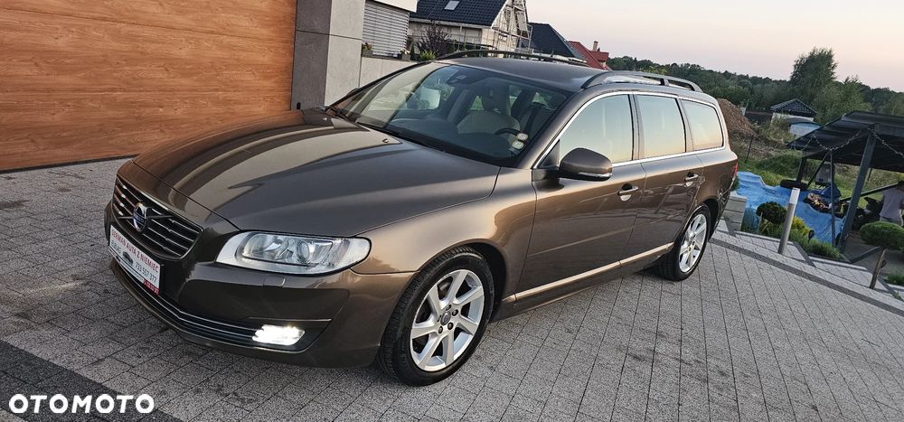 Volvo V70 D4 Summum - 14