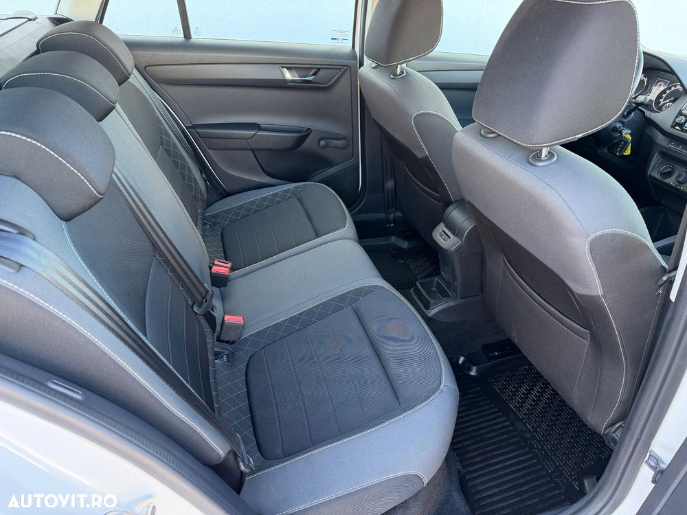 Skoda Fabia 1.0 TSI Ambition - 12