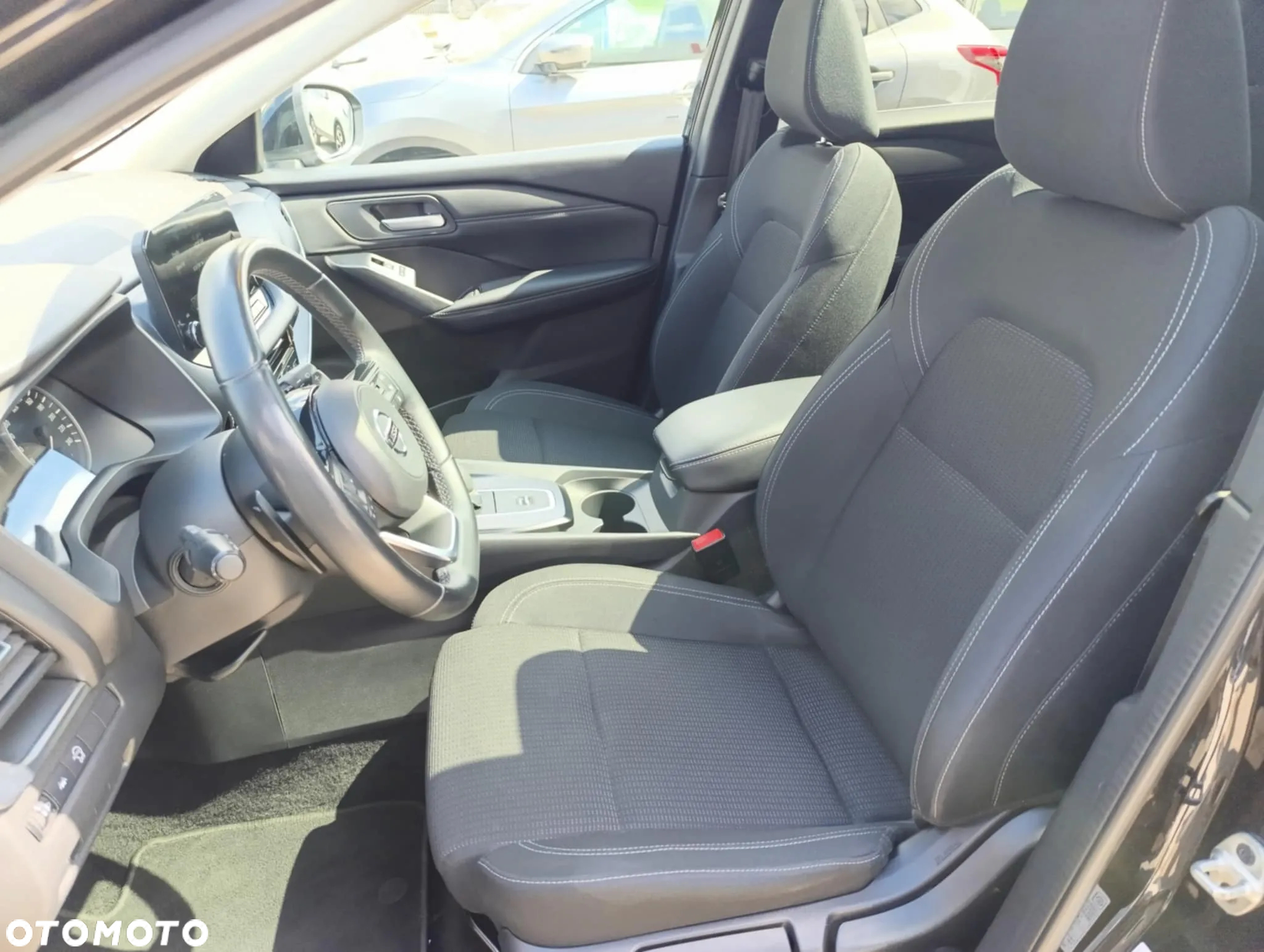 Nissan Qashqai 1.3 DIG-T Acenta DCT - 6
