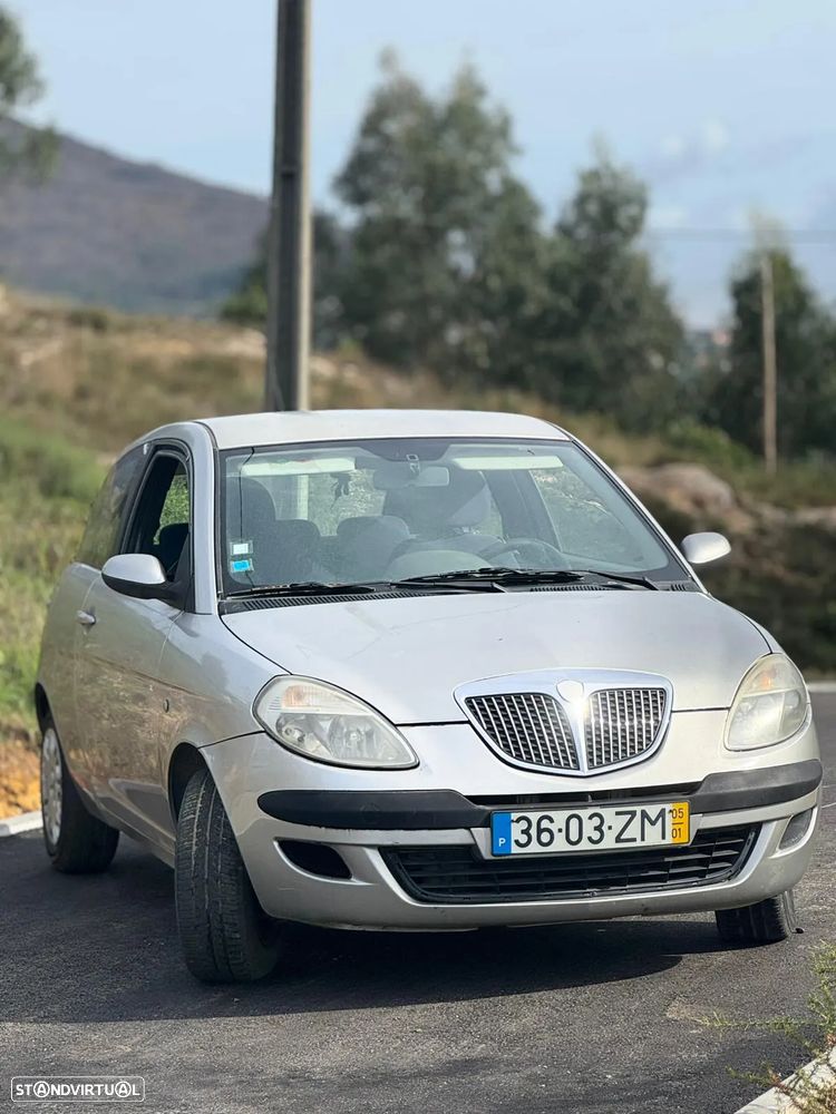 Lancia Ypsilon - 1