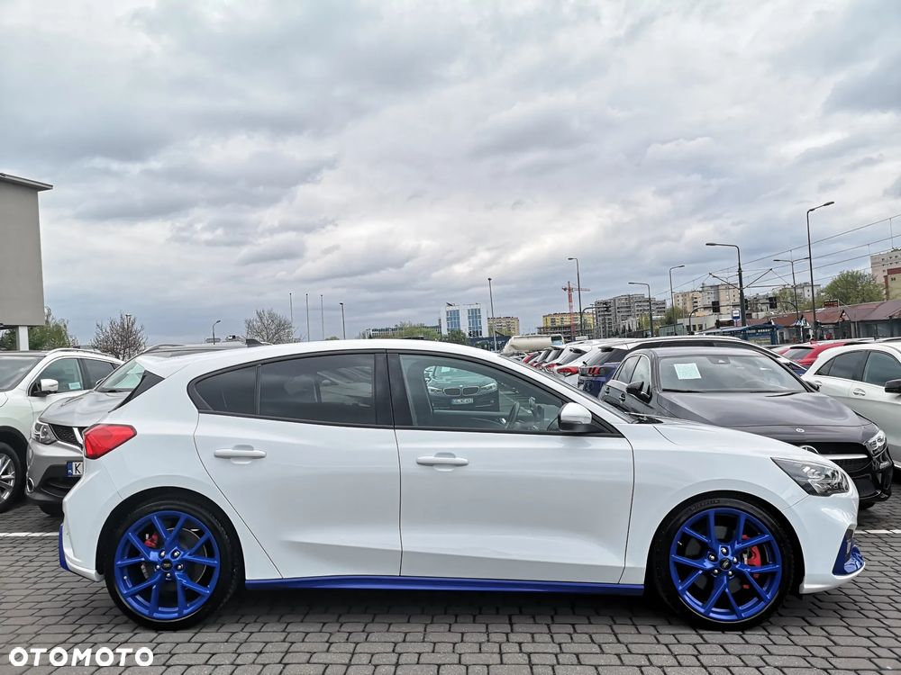 Ford Focus 2.0 EcoBlue S&S ST mit Styling-Paket - 5