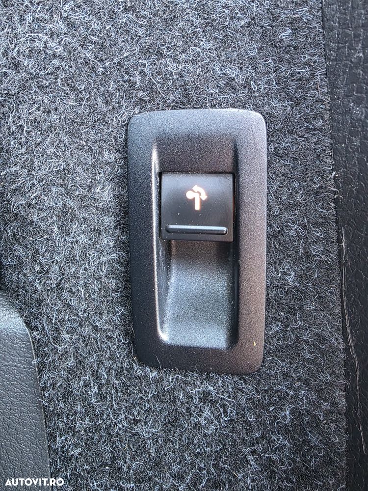 Volkswagen Passat 2.0 TDI DSG BlueMotion Technology Highline - 16