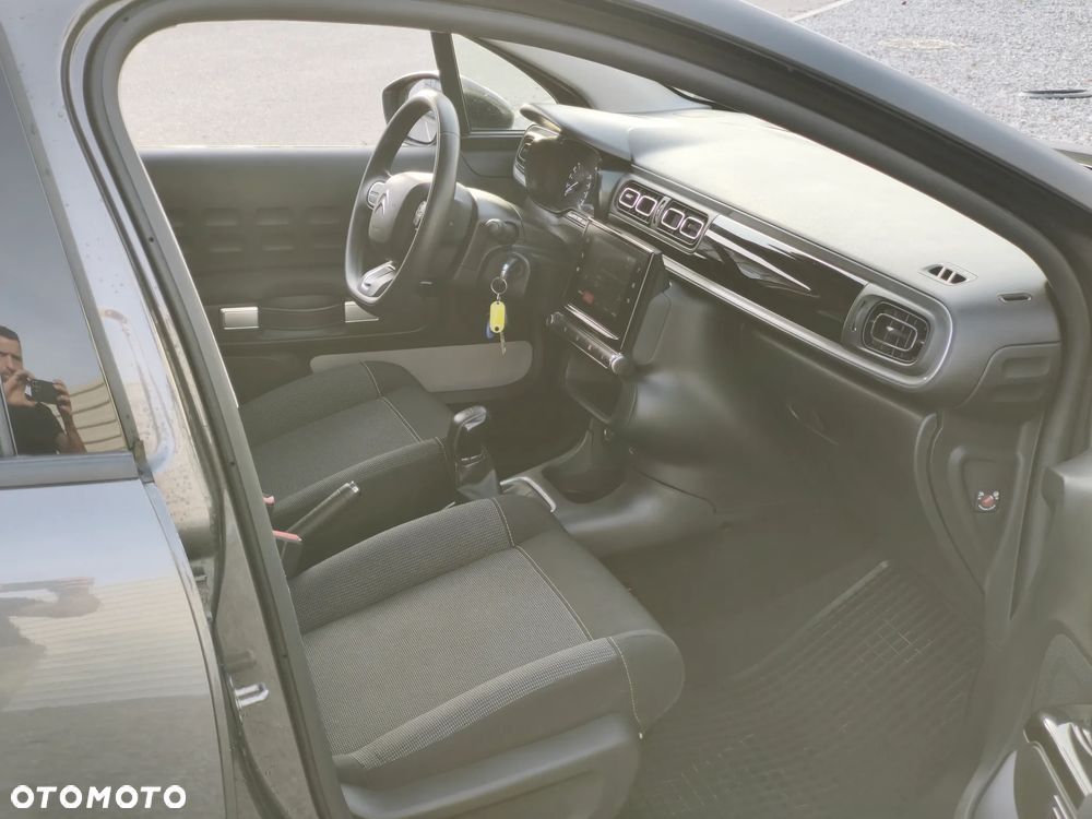 Citroën C3 1.2 PureTech Shine - 10