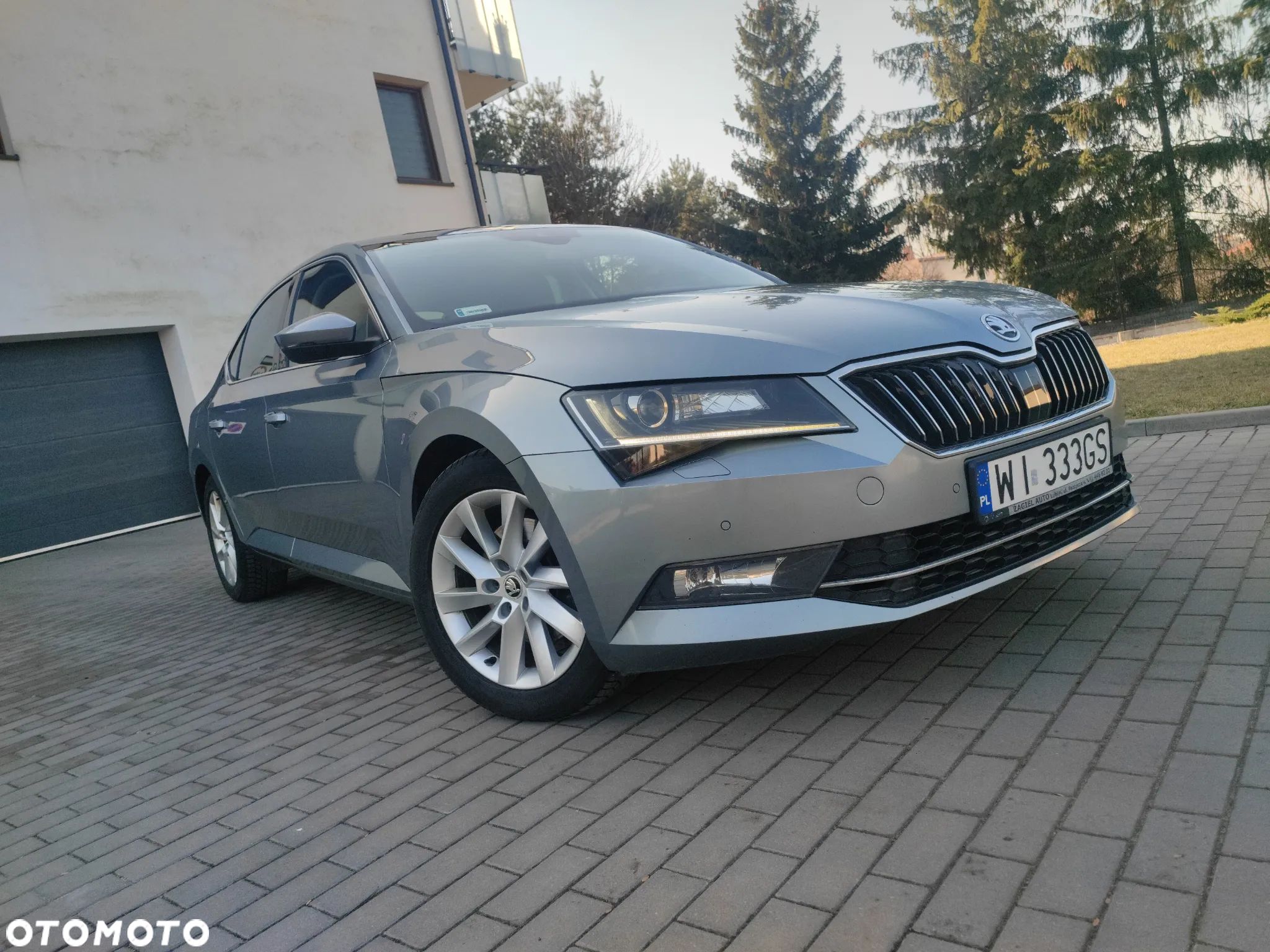 Skoda Superb 1.8 TSI Ambition DSG - 1