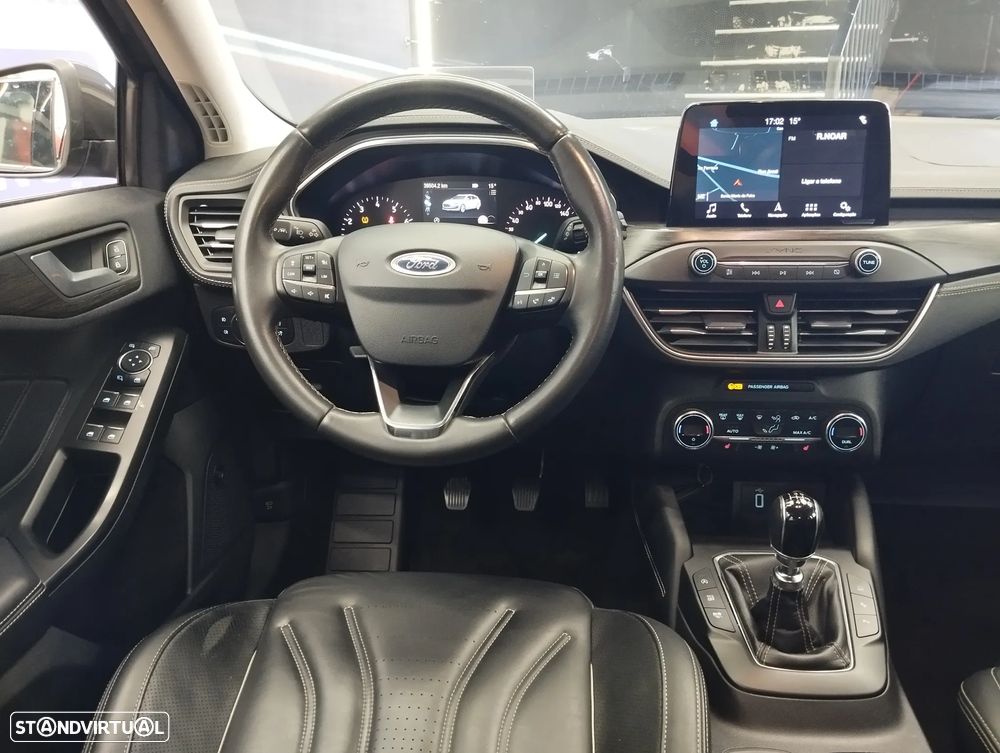 Ford Focus SW 1.0 EcoBoost Vignale - 16