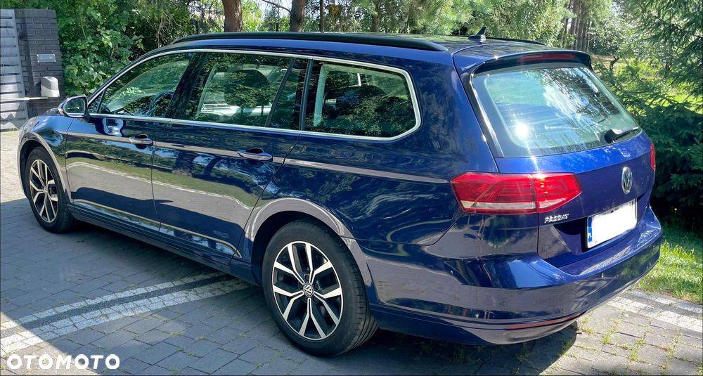 Volkswagen Passat - 5