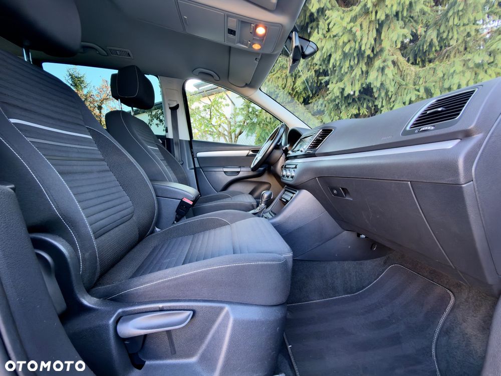 Volkswagen Sharan - 27