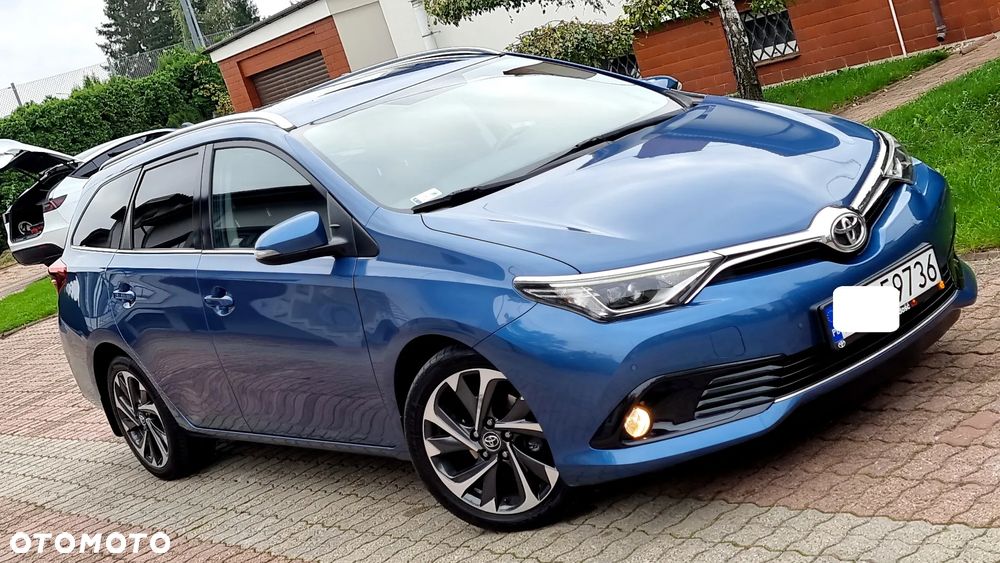 Toyota Auris 1.6 Premium MS - 14
