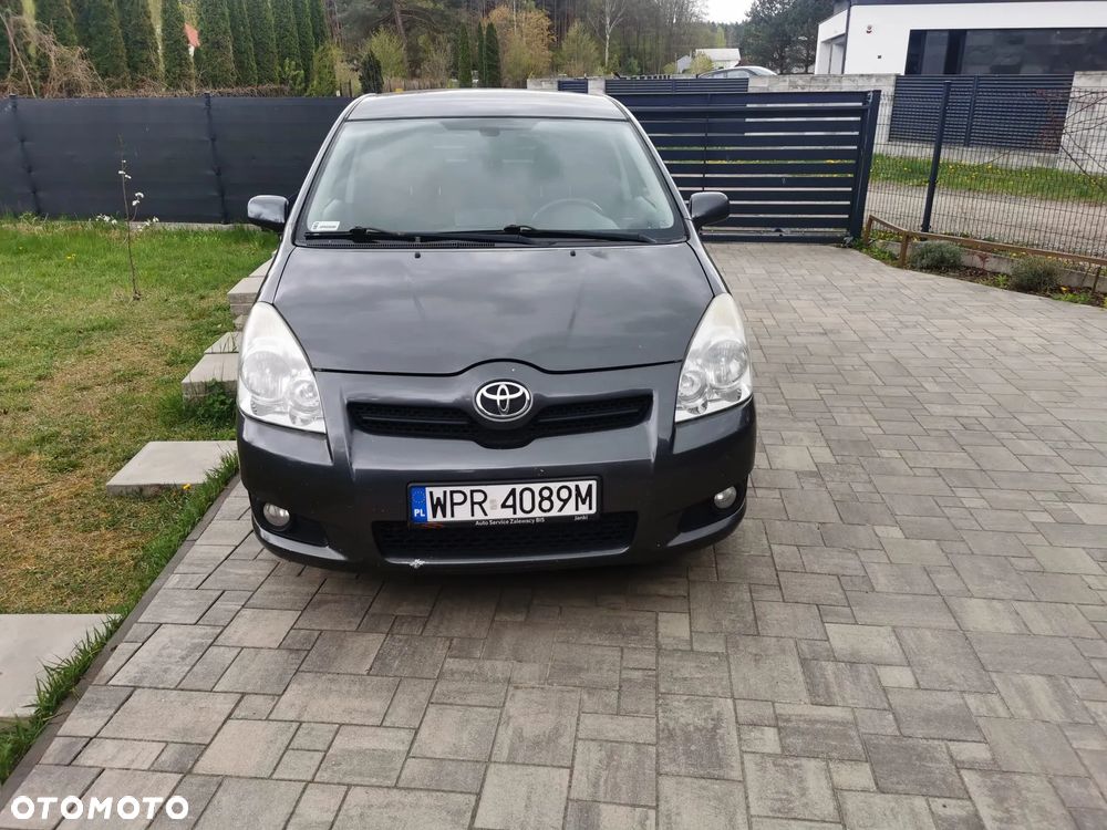 Toyota Corolla Verso 2.2 D-4D DPF Sol - 2