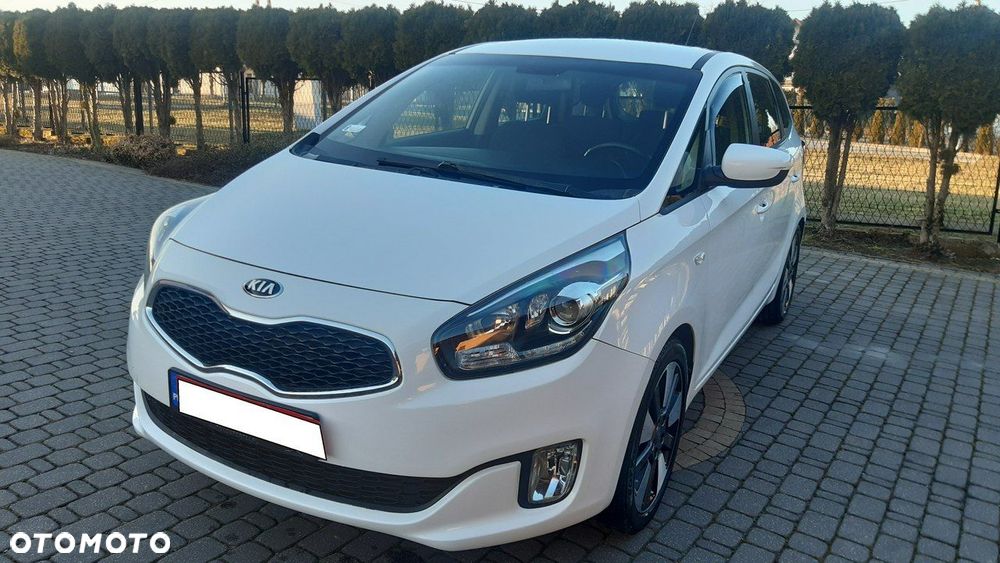 Kia Carens - 3