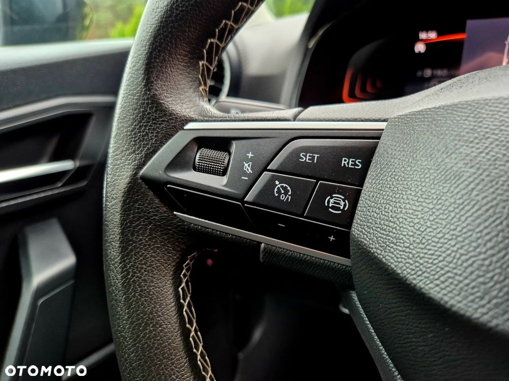 Seat Arona 1.0 TSI Marina S&S - 33