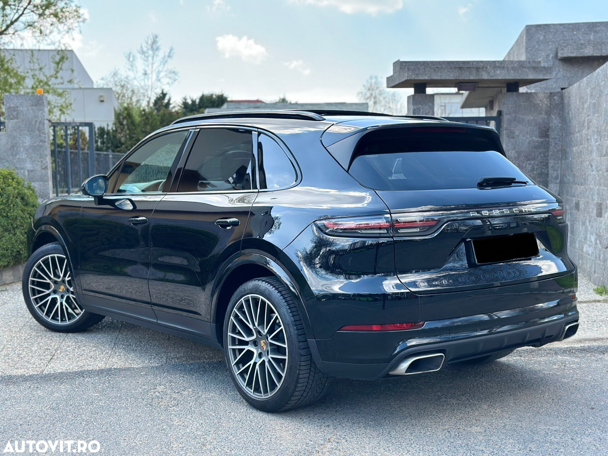 Porsche Cayenne Tiptronic S Platinum Edition - 3