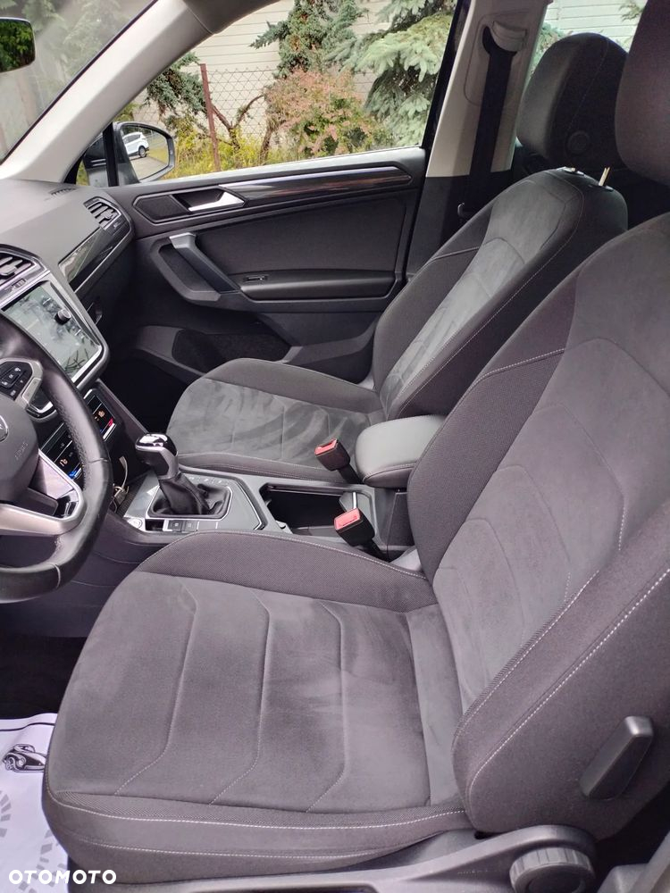 Volkswagen Tiguan 2.0 TDI Elegance DSG - 29