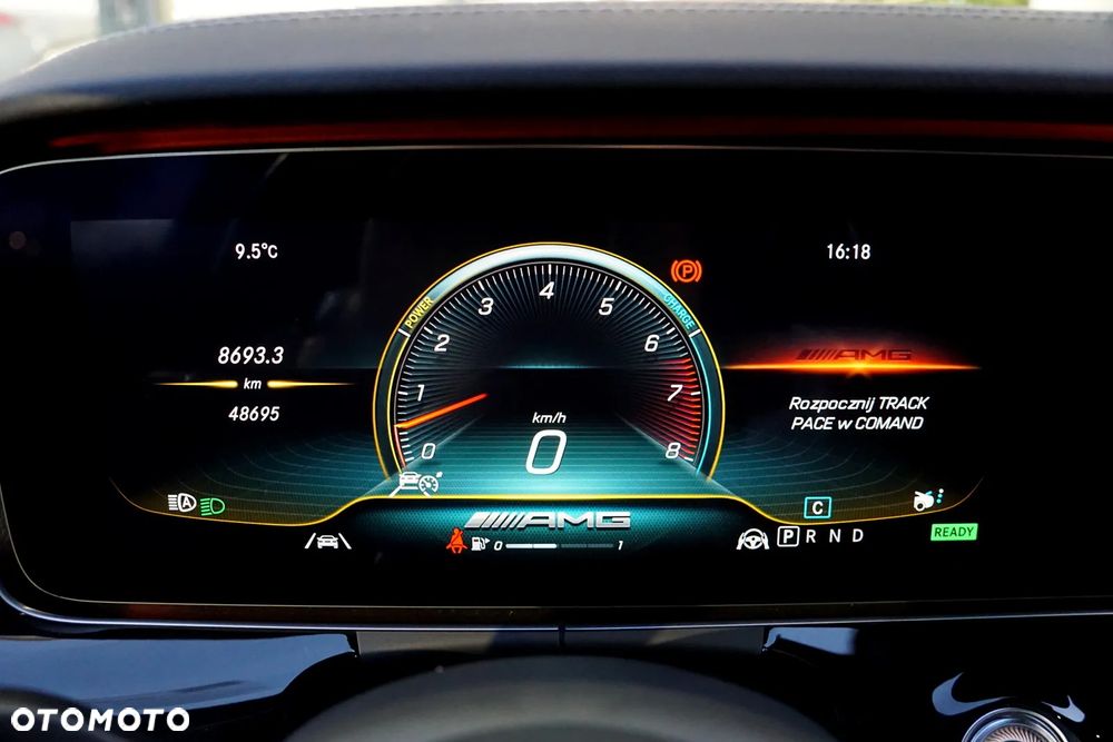 Mercedes-Benz AMG GT 43 4-Matic+ - 27