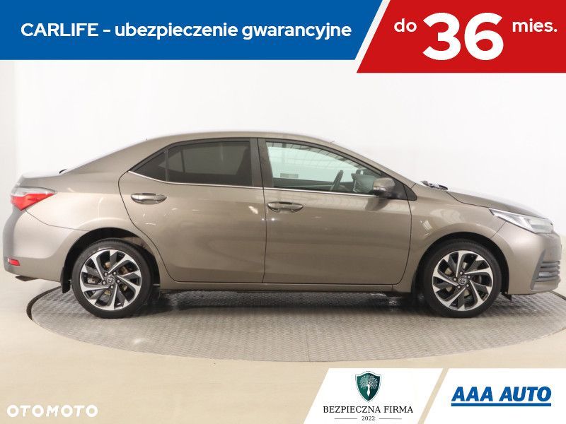 Toyota Corolla - 8