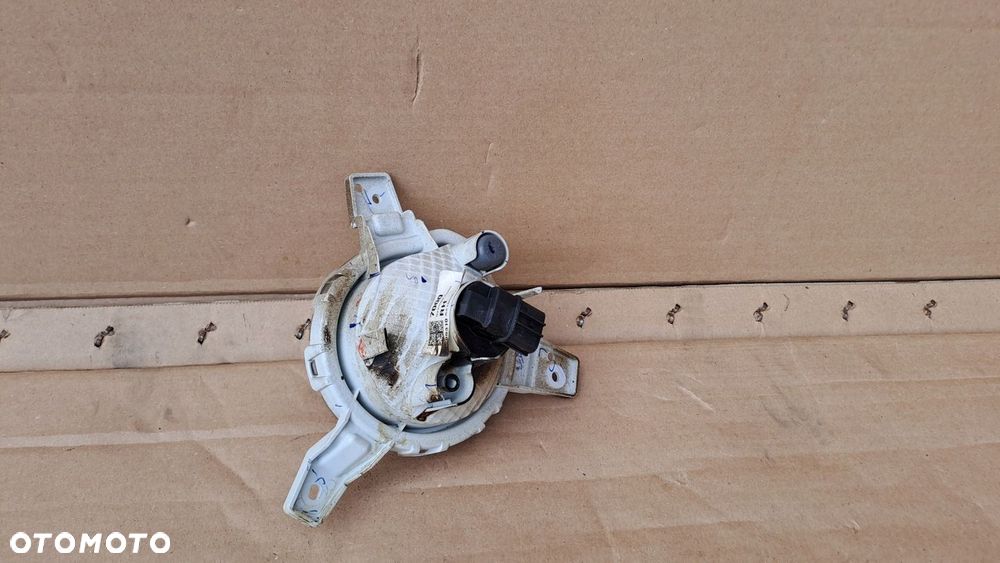 HYUNDAI i10 III 2020 PRAWA LAMPA DZIENNA DRL W ZDERZAK PRZEDNI 92208K7000 - 2