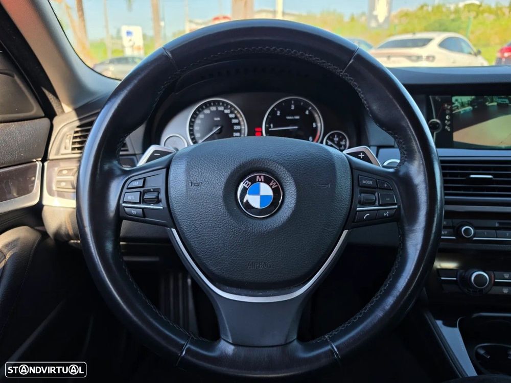 BMW 520 d Auto - 11