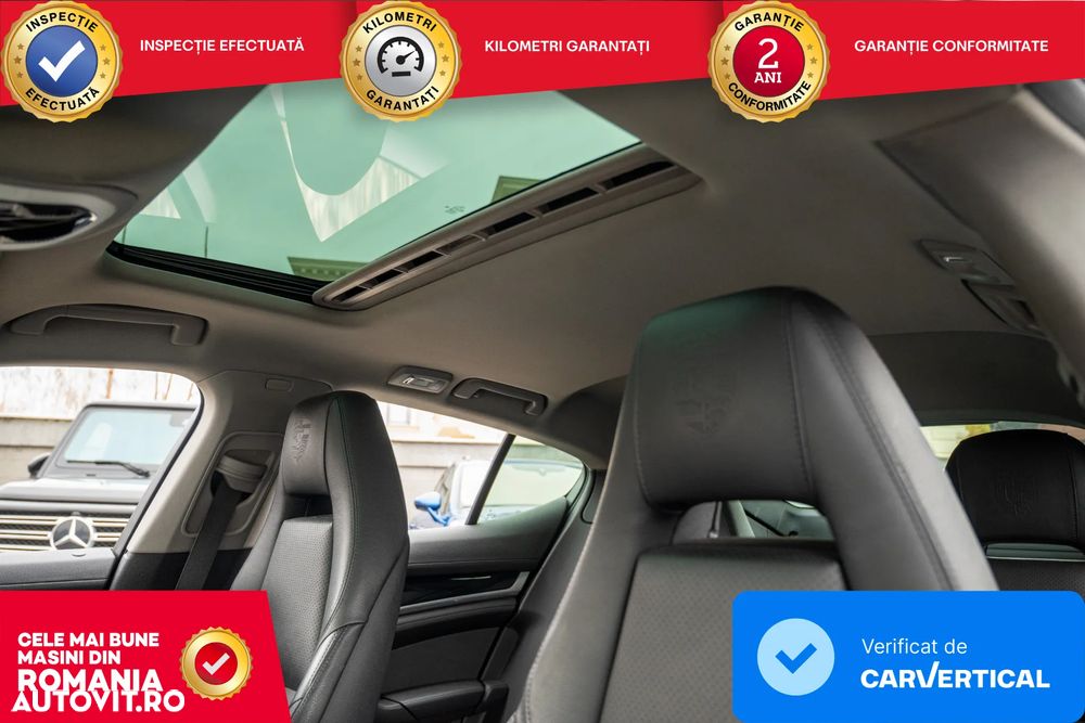 Porsche Panamera - 23