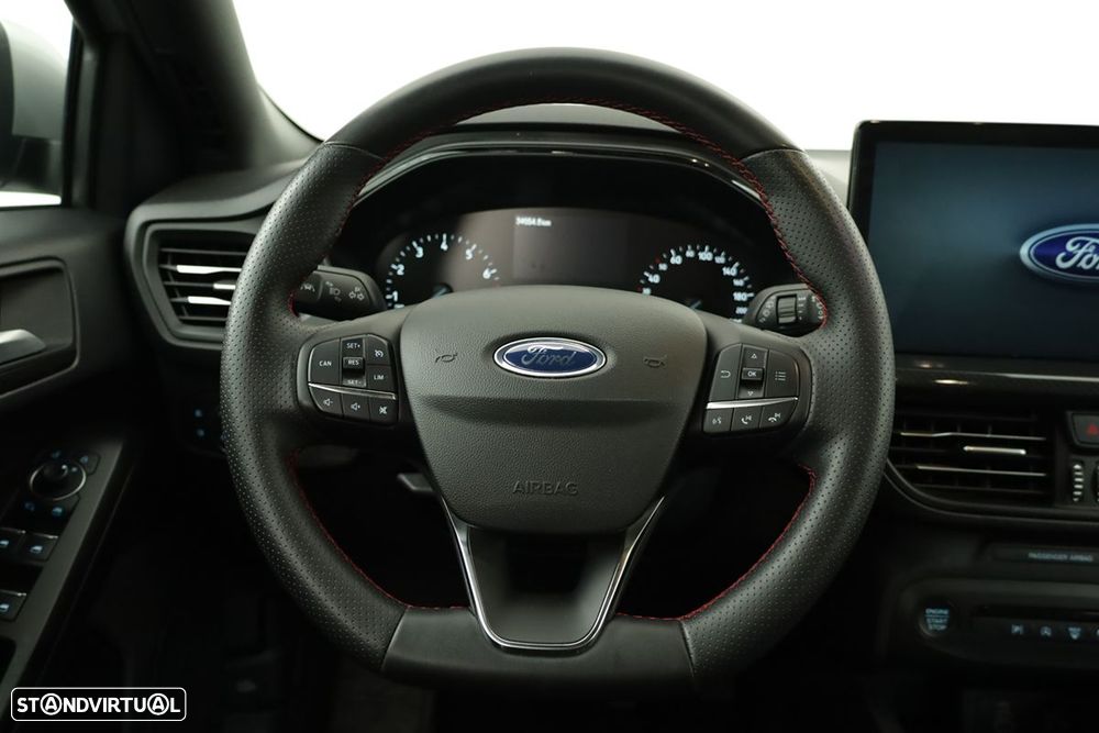 Ford Focus 1.0 EcoBoost MHEV ST-Line - 15